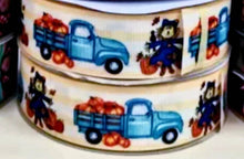 Load image into Gallery viewer, 1.5" Pumpkin Patch Harvest Truck and Scarecrow adorable Pumpkin Patch Fall Ribbon