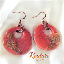 Load image into Gallery viewer, Adobe Sunset Rustic Donut Earrings – Hand-Sculpted Polymer Clay with Dried Flowers &amp; Glitter

