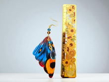Load image into Gallery viewer, BUTTERFLY EARRINGS. Butterfly Wing Earrings. Monarch Butterfly Earrings. Butterfly Wing Jewelry. Butterfly Jewelry. Cyrstal Bead Earrings.
