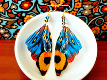 Load image into Gallery viewer, BUTTERFLY EARRINGS. Butterfly Wing Earrings. Monarch Butterfly Earrings. Butterfly Wing Jewelry. Butterfly Jewelry. Cyrstal Bead Earrings.
