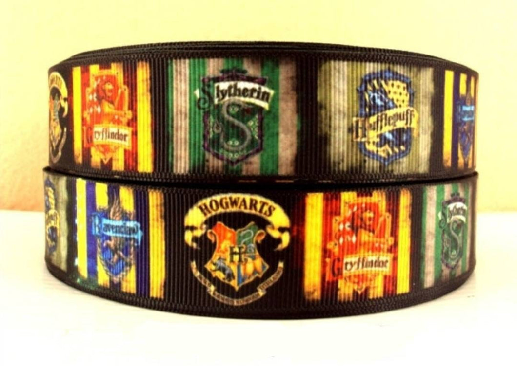 Magic Crest Grosgrain Ribbon. Comes in 1