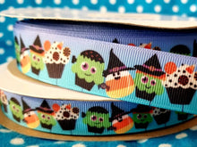 Load image into Gallery viewer, 5/8&quot; Halloween Candy Corn Cupcake- Witches Cupcake Grosgrain Ribbon.
