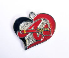 Load image into Gallery viewer, Atlanta Braves Heart Charms. Sports Team Charms. MLB Heart  Charms 1 inch
